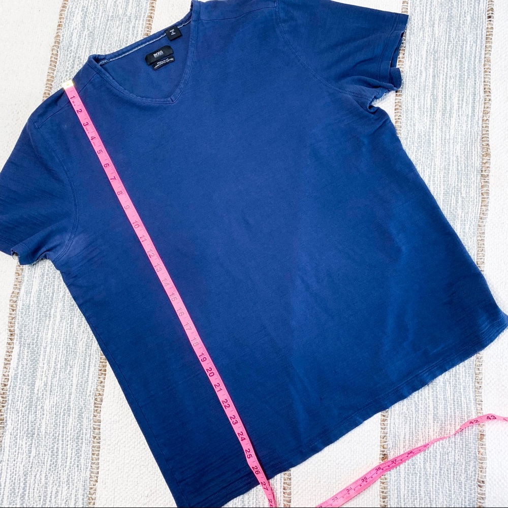 Hugo Boss Regular-fit Cotton T-shirt w/ V-neckline - Picture 2 of 6